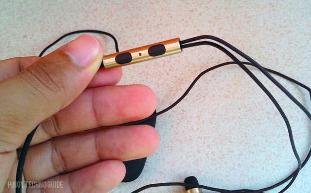 Xiaomi Pistons v2 (Mi In-Ear Headphones) Microphone and Controls