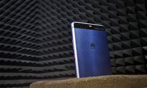 A Huawei P10 sits inside an anechoic chamber.