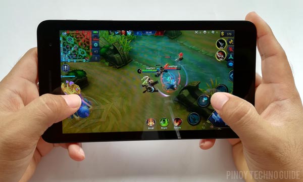 Mobile Legends Bang Bang on the Huawei MediaPad T2 7.0.