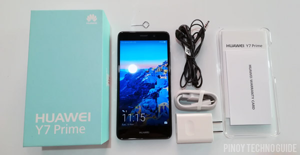 Accessories and freebies of the Huawei Y7 Prime.