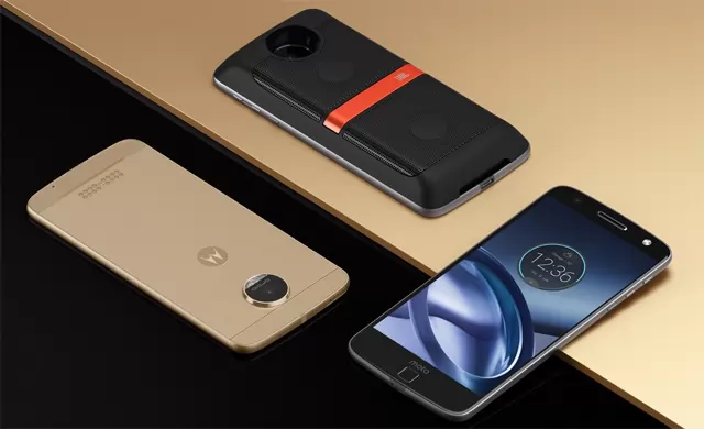 Motorola Moto Z Unveiled with Snap-on Moto Mods and Thin Profile but No 3.5mm Audio Jack