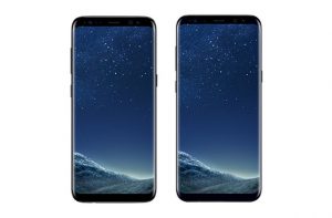 Samsung Galaxy S8 (left) and Samsung Galaxy S8 Plus (right).