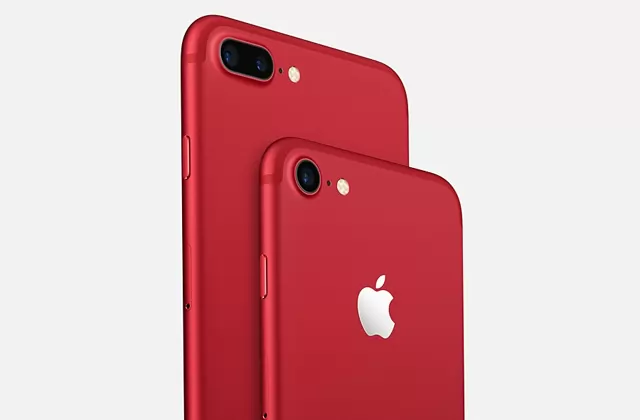 The iPhone 7 and iPhone 7 Plus in red.
