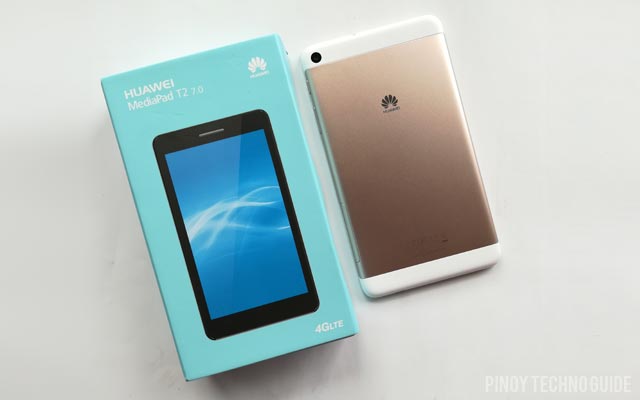 The Huawei MediaPad T2 7.0 comes in a simple box.