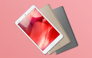 Meet the Huawei MediaPad M3 Lite in gold and gray.