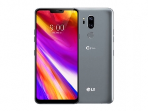The LG G7 ThinQ smartphone in silver.