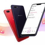 The OPPO A3s comes in red and dark purple color variants.