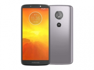 The Motorola Moto E5 smartphone in gray.