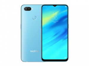 The Realme 2 Pro smartphone in ice lake color.