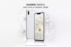 Huawei Nova 3i in pearl white.