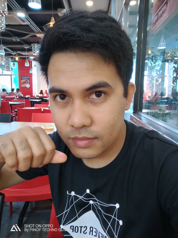 OPPO R17 Pro sample selfie