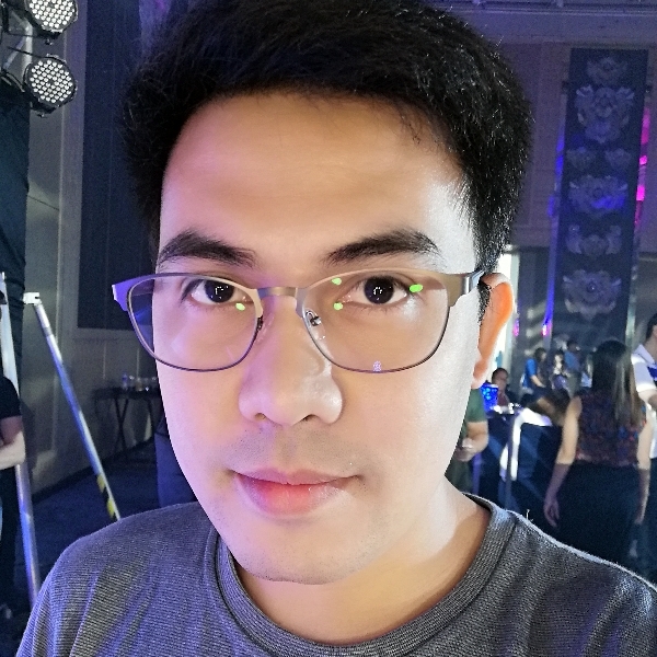 Honor 10 Lite sample selfie.