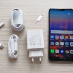 The Huawei P20 and its accessories.