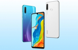 The Huawei P30 Lite comes in three color choices.