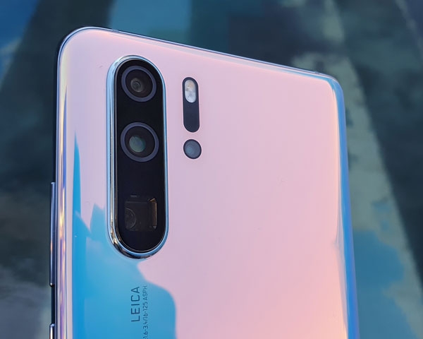 Closer look at the cameras of the Huawei P30 Pro.