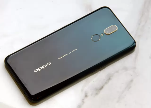 OPPO F11 with Waterdrop Notch Now Available in Stores in the Philippines
