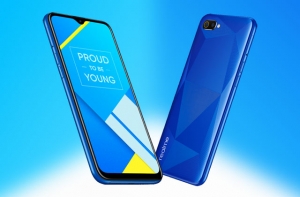 The Realme C2 smartphone in diamond blue color.