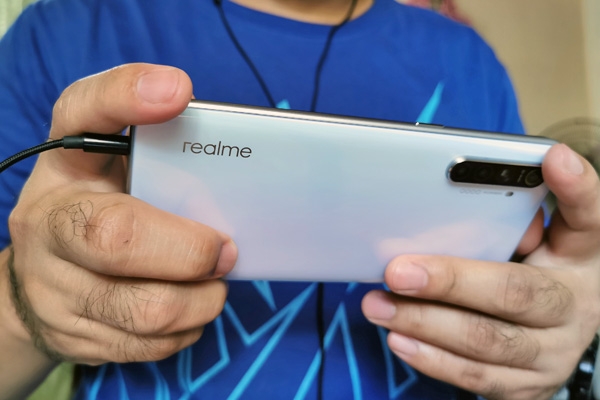 Reviewing the gaming performance of the Realme XT!