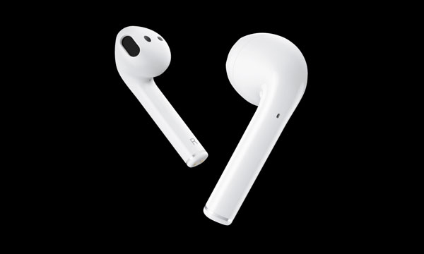 The Realme Buds Air in white.
