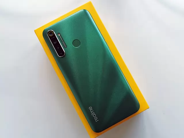 Realme 5i review.