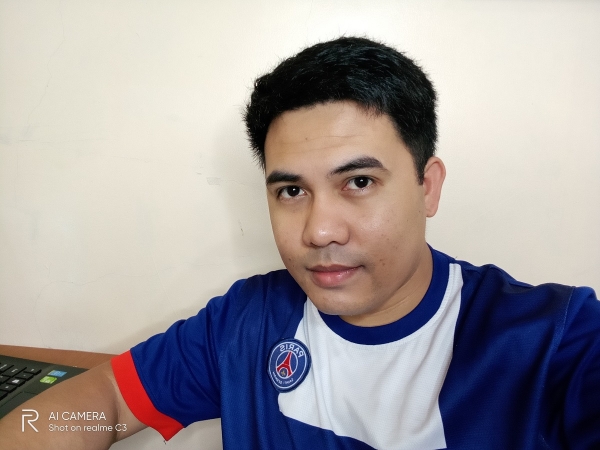 Realme C3 sample picture (person, selfie).