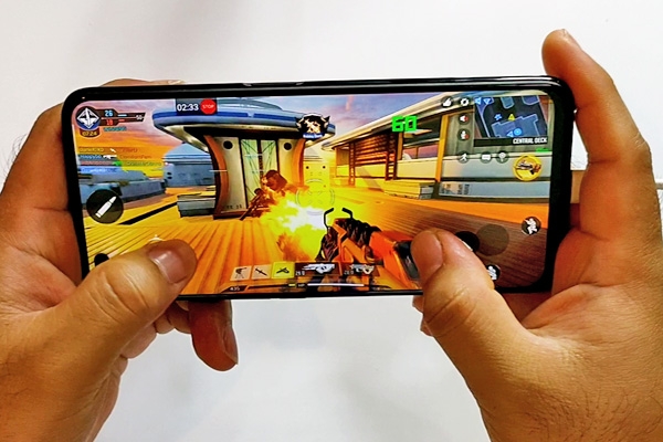 Call of Duty on the realme 6 Pro.