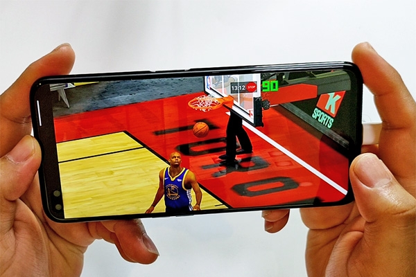 NBA 2K20 on the realme 6 Pro.