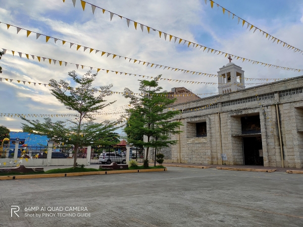 realme X3 SuperZoom sample picture (church, normal).