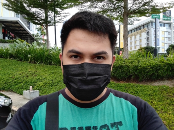 Huawei MatePad 11 sample picture (front camera, selfie).