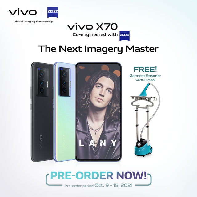 Pre-order promo for the vivo X70 smartphone.