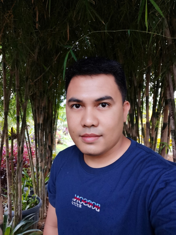 Sample selfie in Portrait mode (slightly over-beautified) | Huawei nova 8