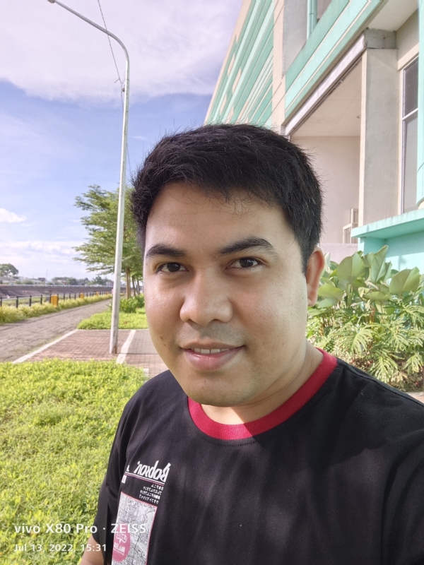 vivo X80 Pro (front camera) | f/16 1/320sec ISO50