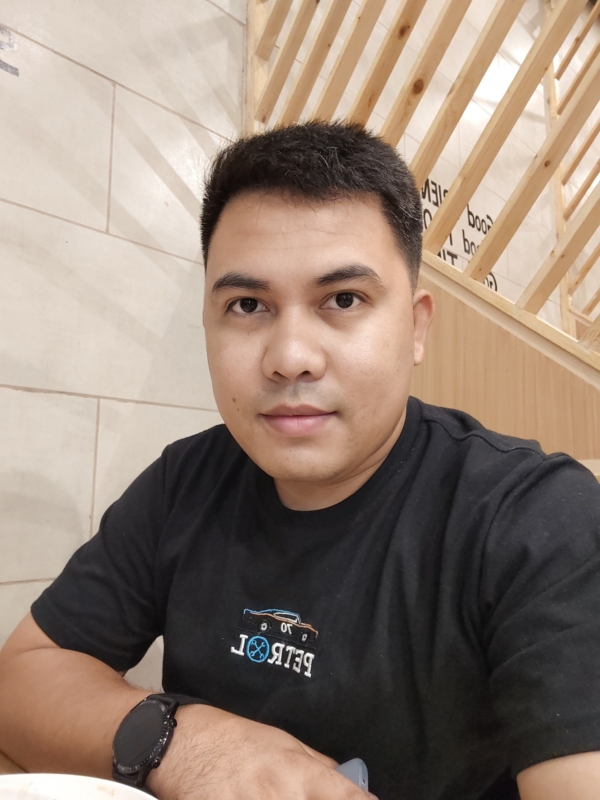 vivo X80 Pro (front camera) | f/16 1/30sec ISO517