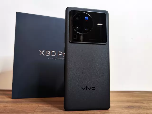 vivo X80 Pro unboxing