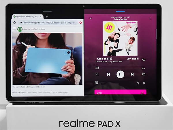 Split-screen mode on the realme Pad X.