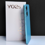 vivo Y02s and box