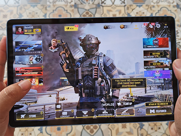 Call of Duty Mobile on the realme Pad X.