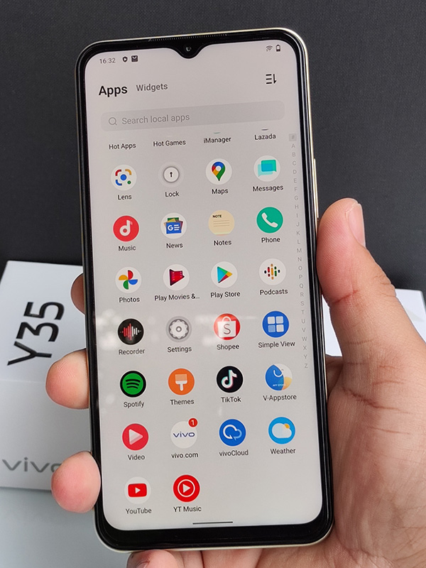 vivo Y35 display