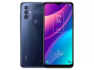 The TCL 30 SE smartphone in Atlantic Blue color.