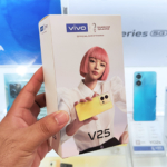 vivo-V25-box-with-sleeves