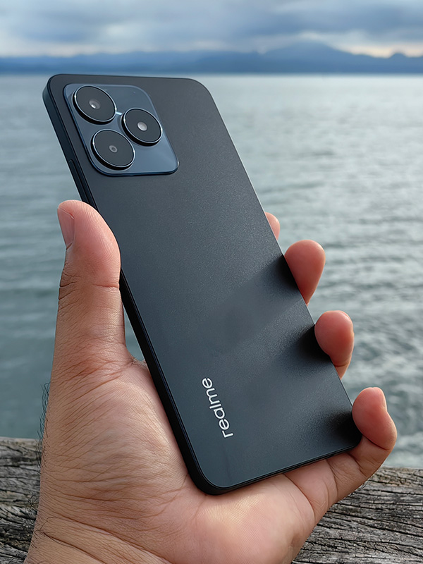 realme C53 back design