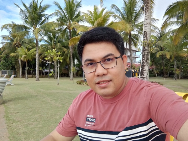 realme C53 sample picture (default, front camera).