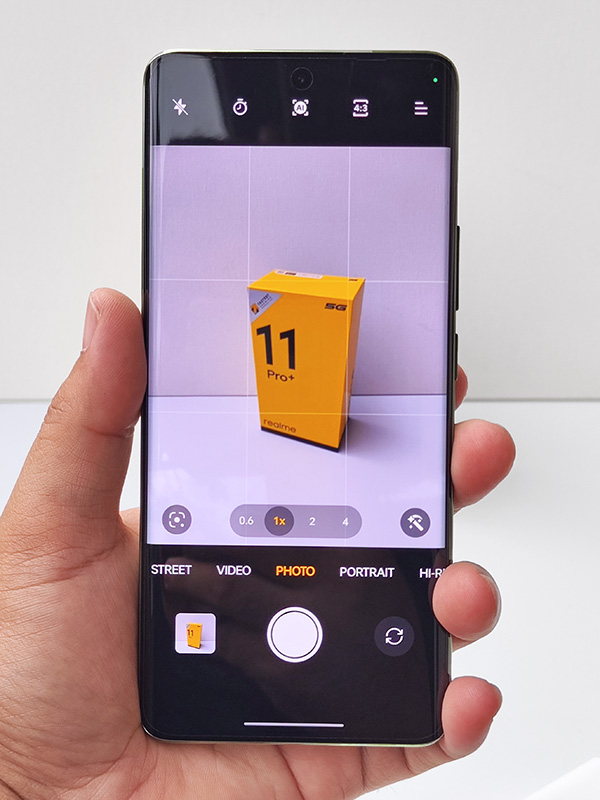 The camera app of the realme 11 Pro+ 5G.