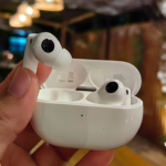 Hands on with the HUAWEI FreeBuds Pro 3 TWS earbuds.