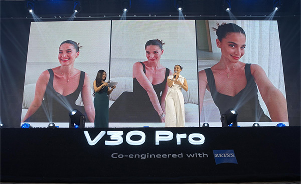 Anne Curtis unveils the vivo V30 Series.