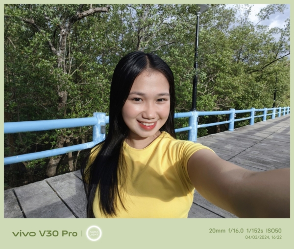 📸vivo V30 Pro 5G (Front Camera, 0.8x Mode)