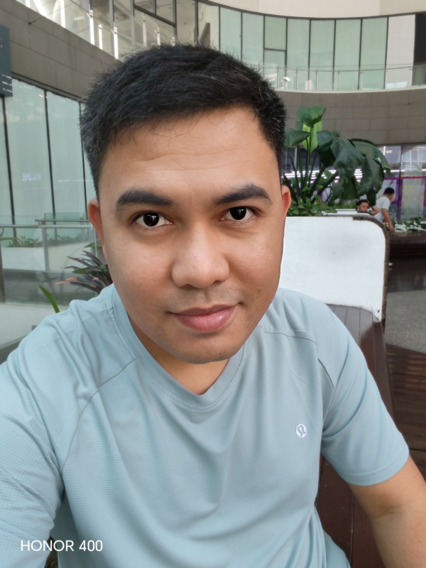 HONOR 400 5G sample selfie