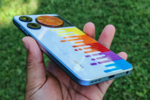 nubia-Music-Pro-ports sideview