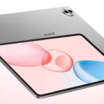 The HONOR Pad 10 tablet in gray.