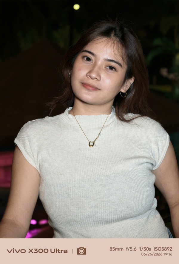 vivo-X300-Ultra-sample-picture-portrait-85mm-flash